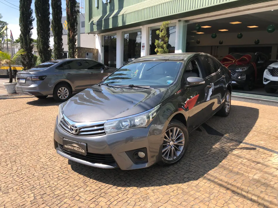 Toyota Corolla — foto 1
