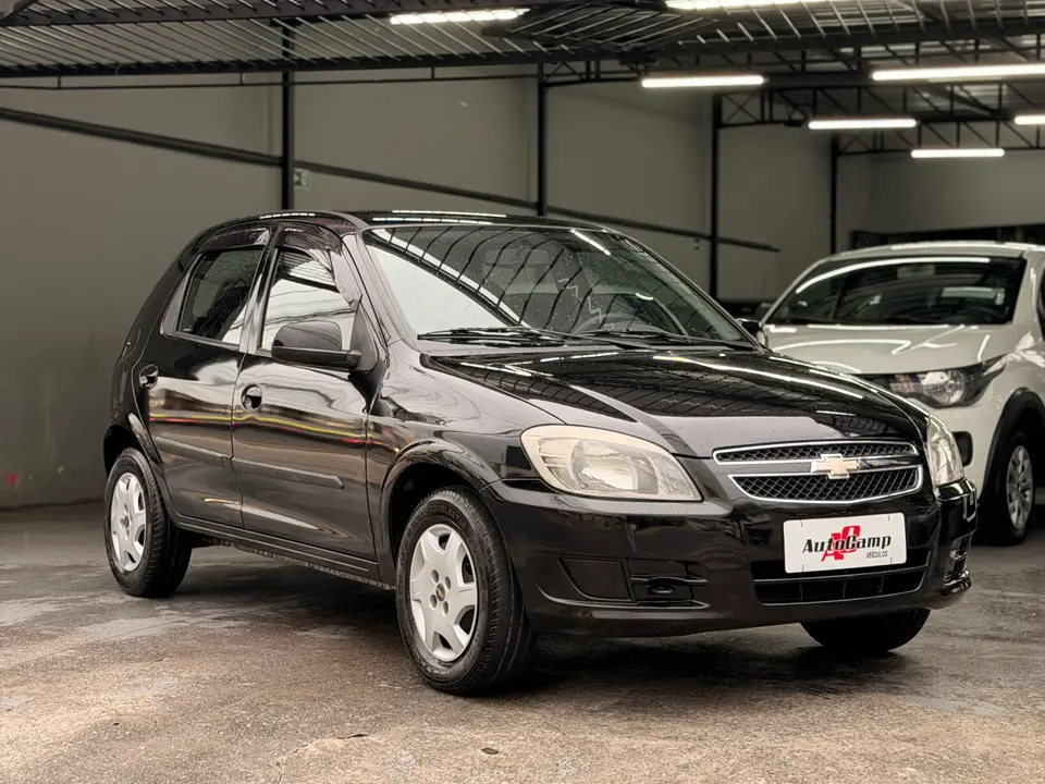 Chevrolet Celta — foto 1