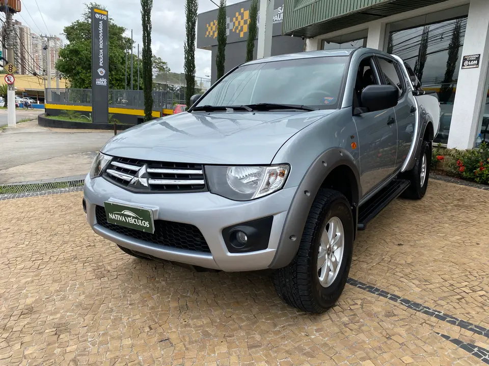 Mitsubishi L200 Triton — foto 1
