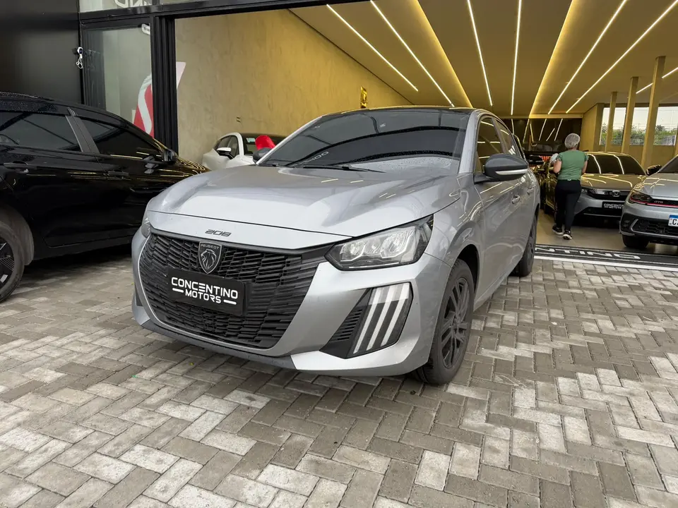 Peugeot 208 — foto 1