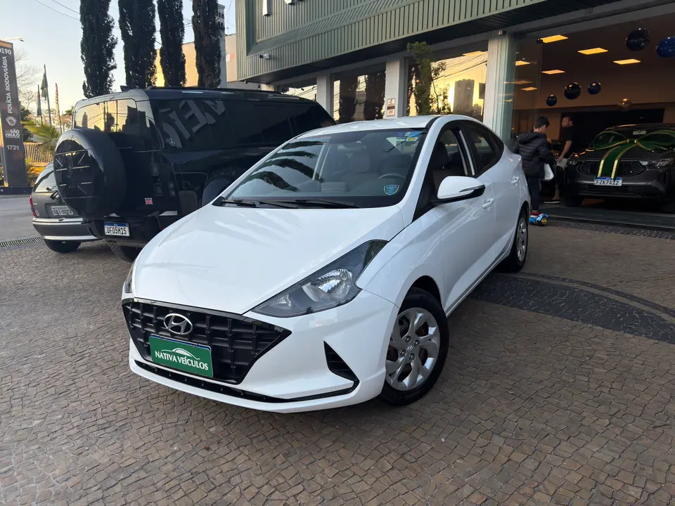 Hyundai Hb20s — foto 1