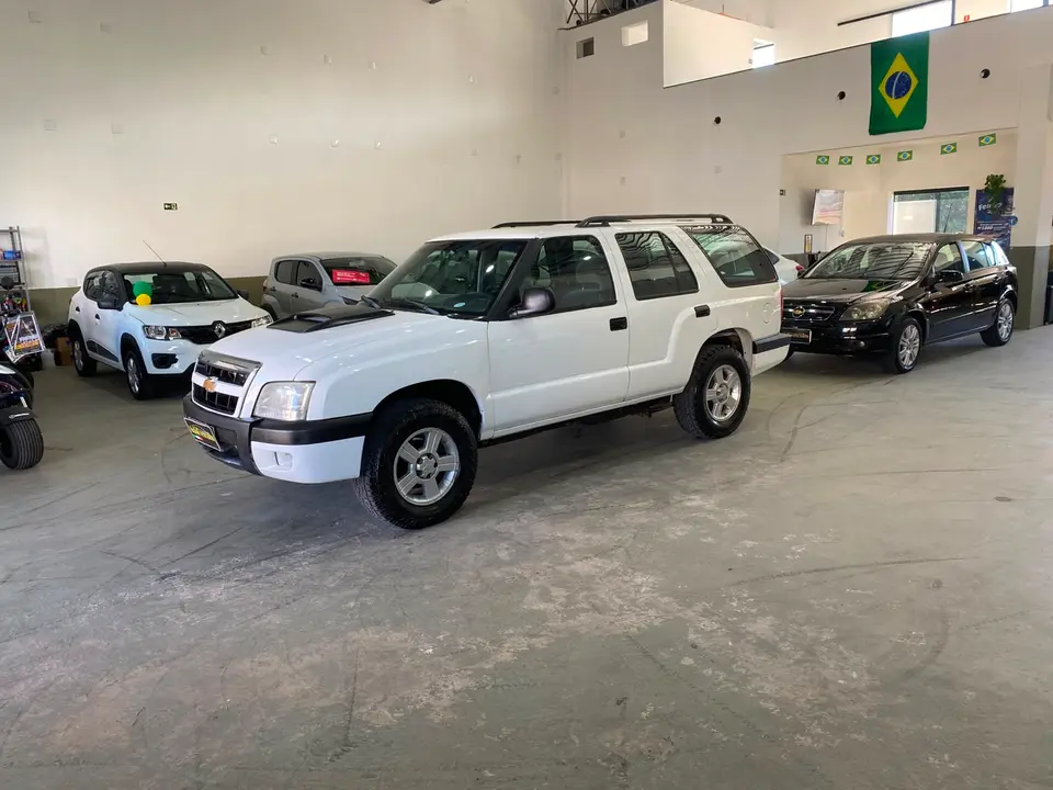 Chevrolet Blazer — foto 1