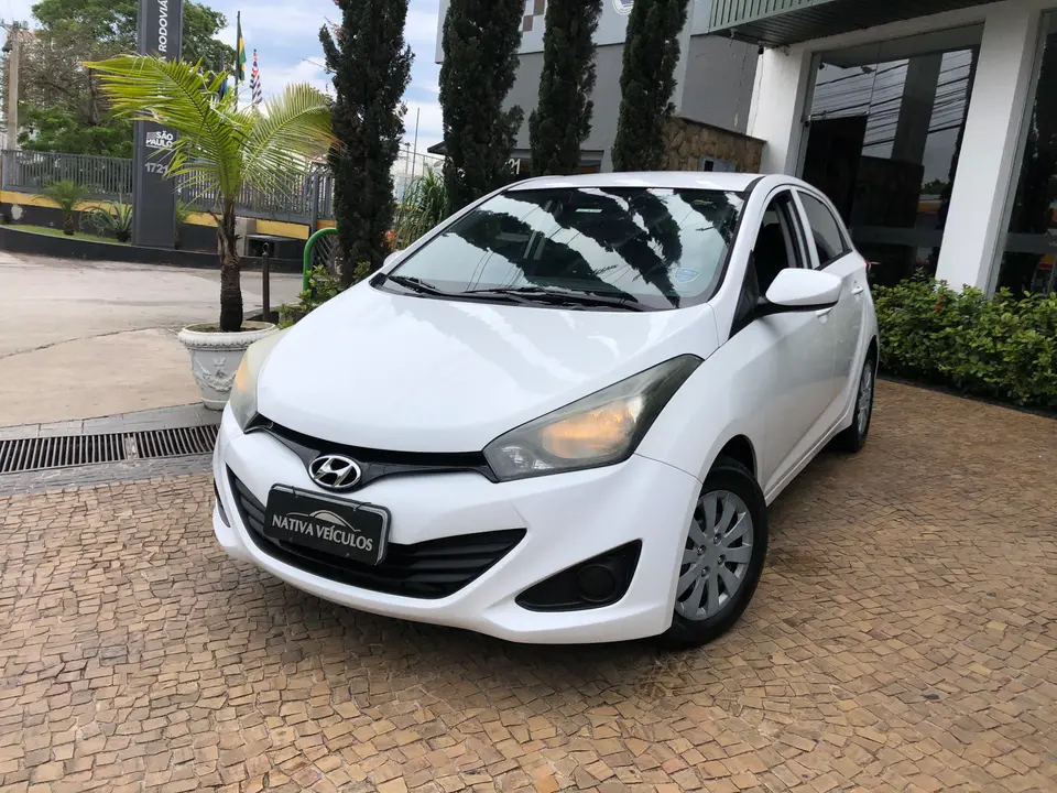Hyundai Hb20 — foto 1
