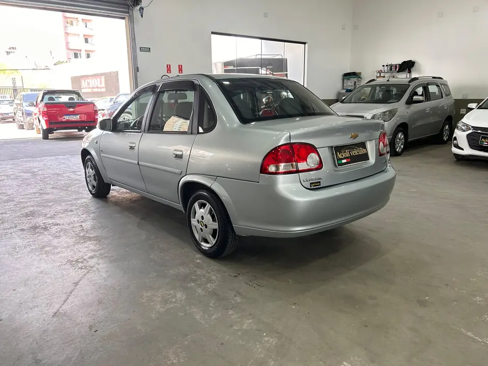 Chevrolet Classic — foto 1