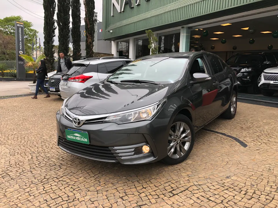 Toyota Corolla — foto 1