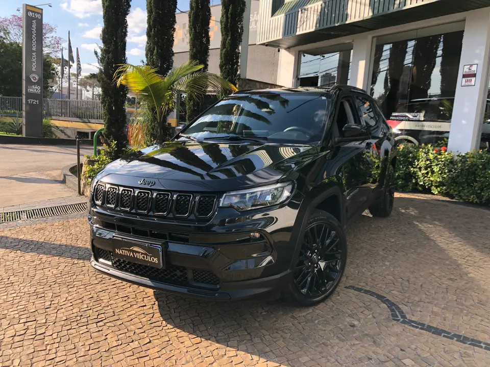 Jeep Compass — foto 1